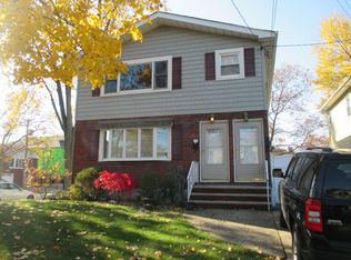 210 Sheraden Ave, Staten Island, NY 10314