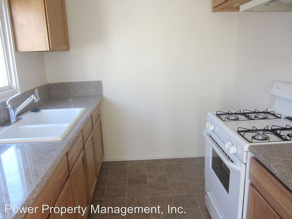 1st image of 10219 Darby Ave APT 3