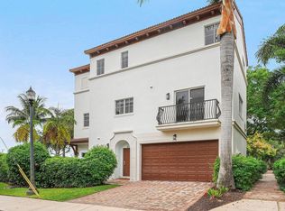 674 NW Library Commons Way, Boca Raton, FL 33432