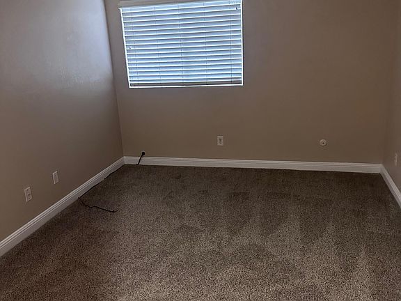 MAIN ROOM