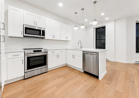 Kitchen, photo 1