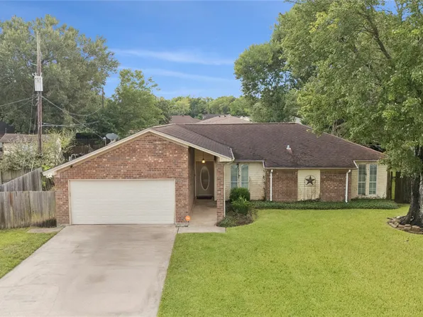 2250 Woodside Dr, Beaumont, TX 77707