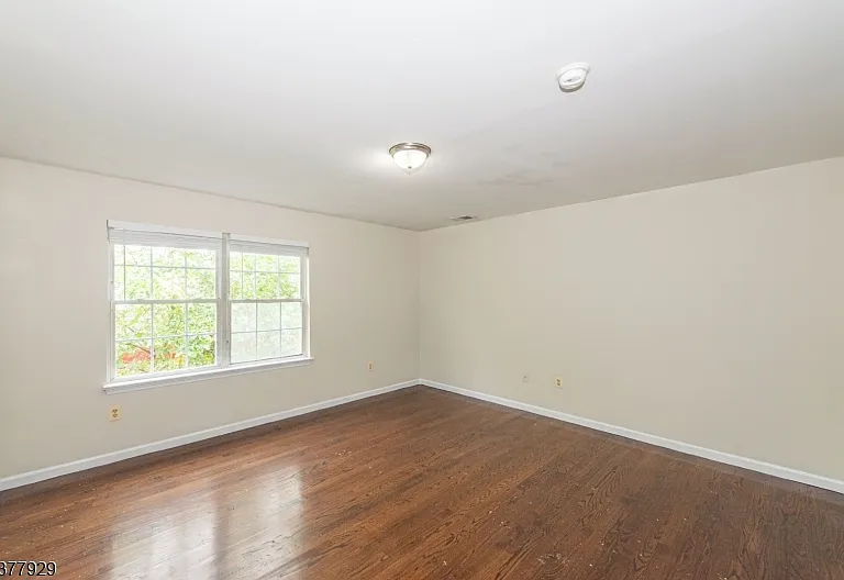 905 Olive St #2 — Photo 23