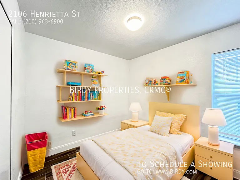 2106 Henrietta St — Photo 5