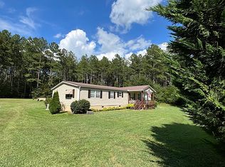 1156 Hoover Rd, Elberton, GA 30635