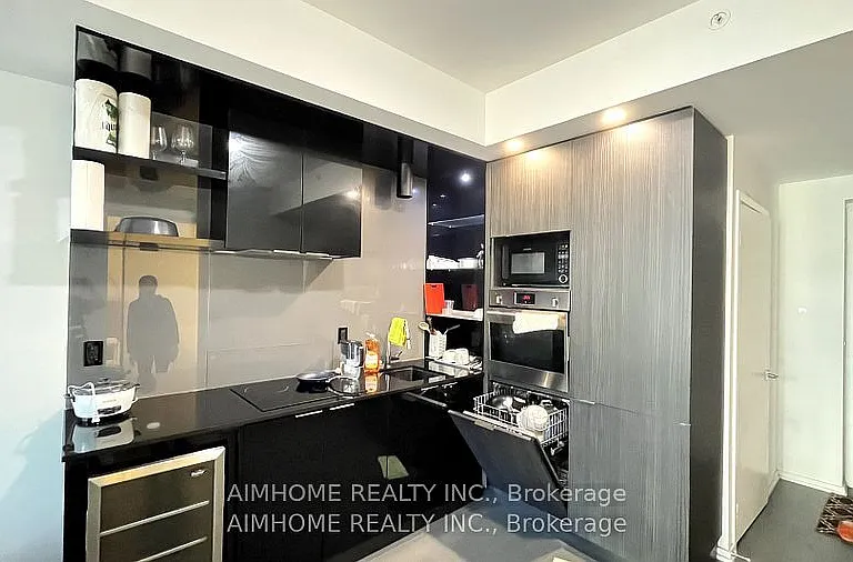 70 Temperance St S #2908 — Photo 6