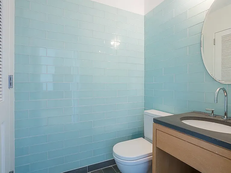 310 W 52nd St #6H — Photo 7