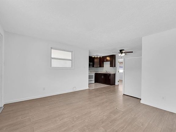 5th image of 11456 106th St