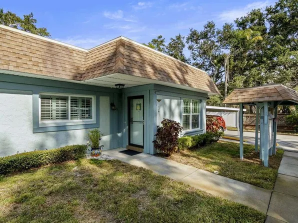 870 Loch Linnhe Ln APT 125, Dunedin, FL 34698