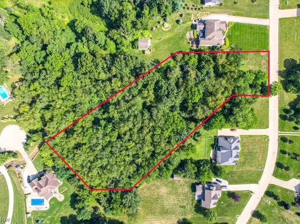 Caribou Dr, Clinton, OH 44216