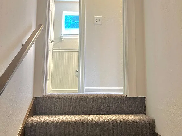 1725 Union Ave SE — Photo 35