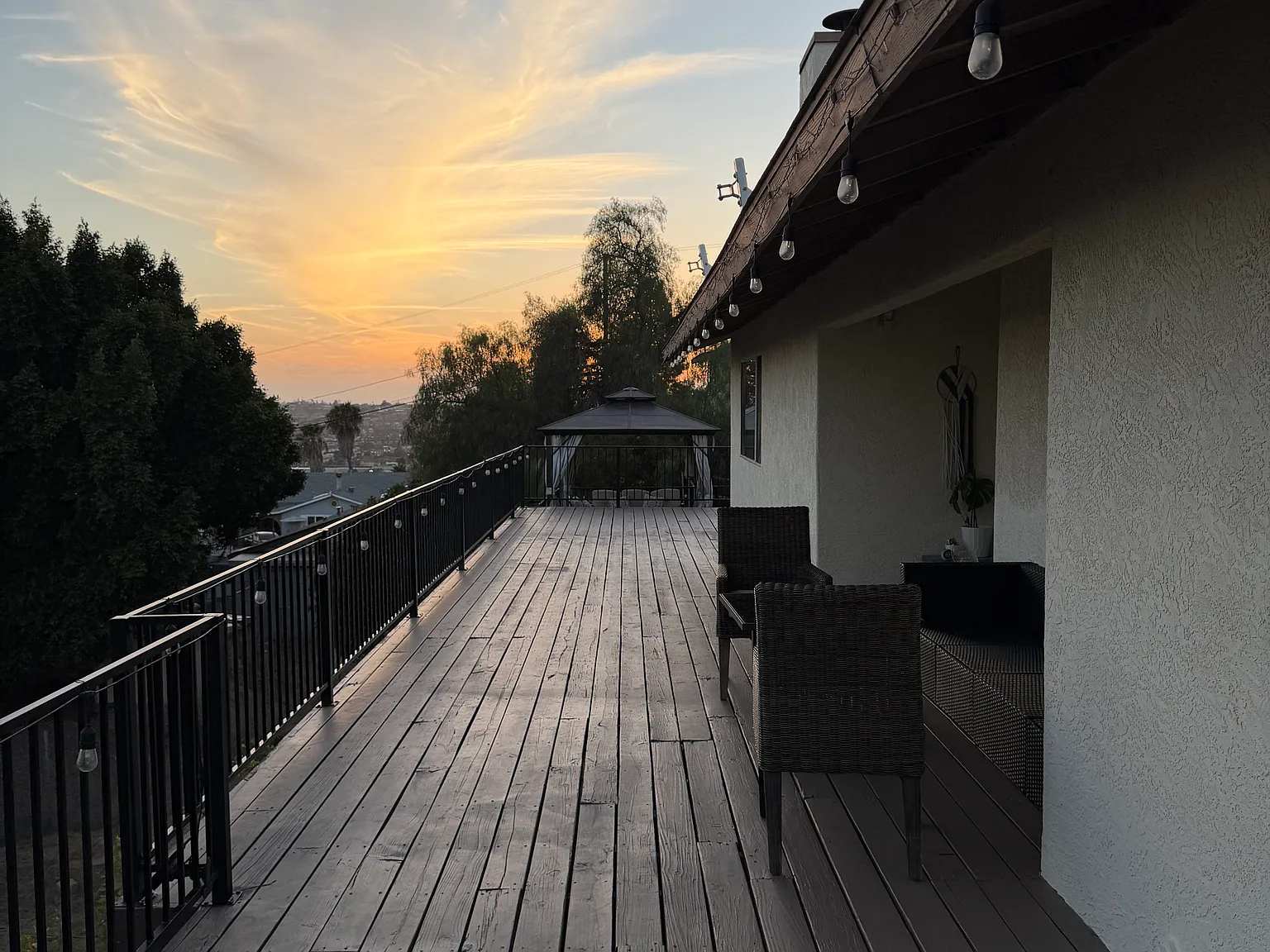 3 bed, 1498 sqft, $4,850 — Photo 2