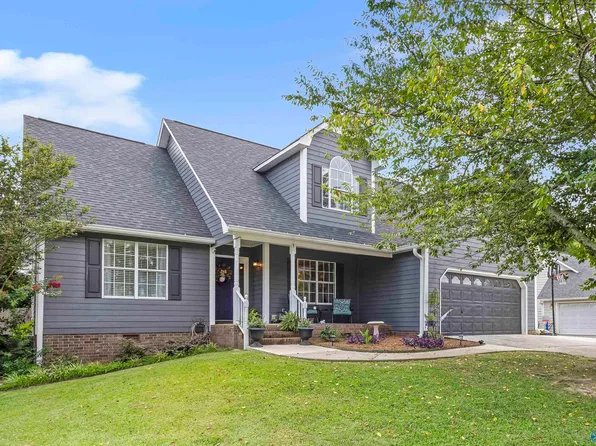 519 Mockingbird Ln, Albertville, AL 35950