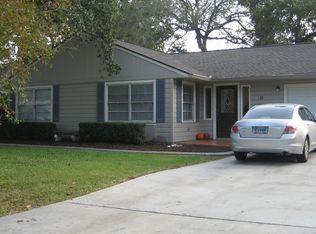 103 Caladium St, Lake Jackson, TX 77566
