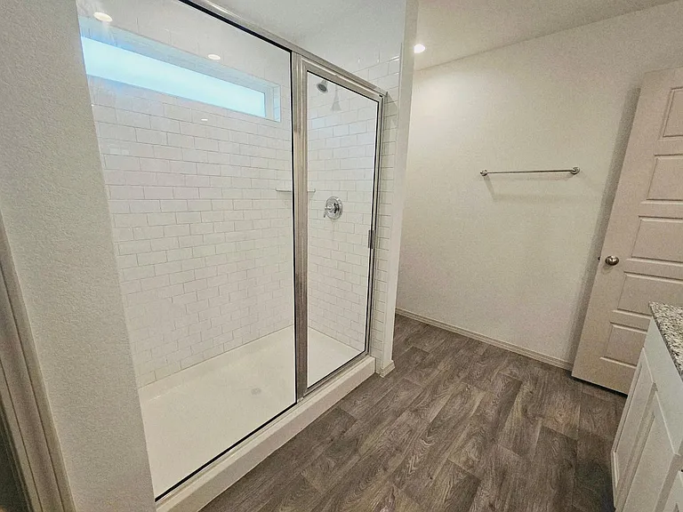 6710 Riplee St — Photo 14
