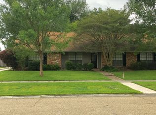 6346 Snowden Dr, Baton Rouge, LA 70817