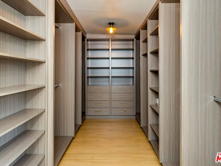 455 N Highland Ave — Photo 19