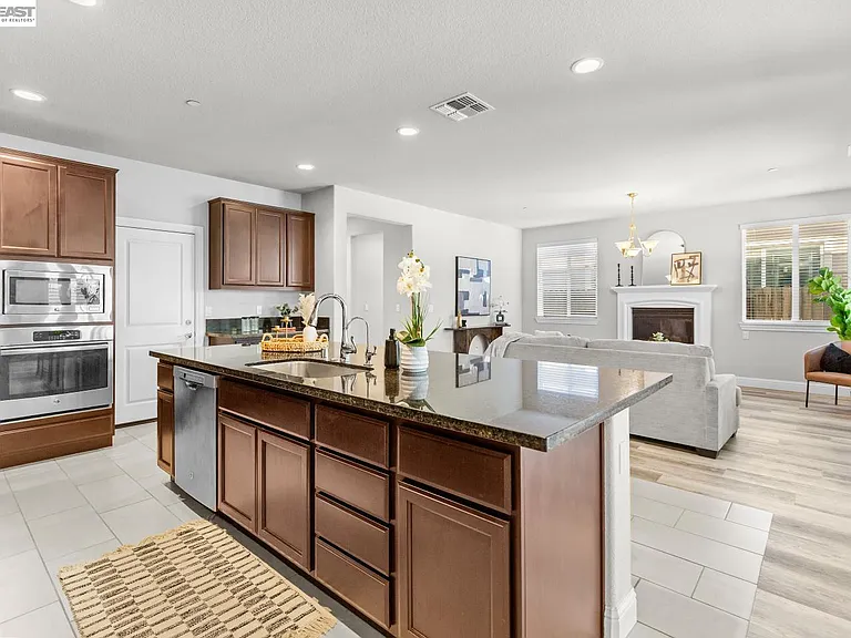 230 Steven Bridges Ln — Photo 12