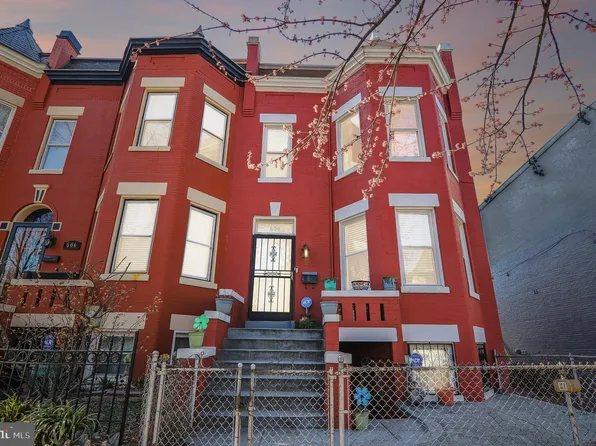 608 7th St NE, Washington, DC 20002