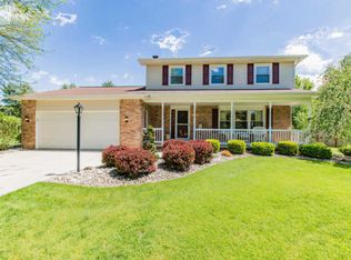 12710 Newberry Dr, Grand Ledge, MI