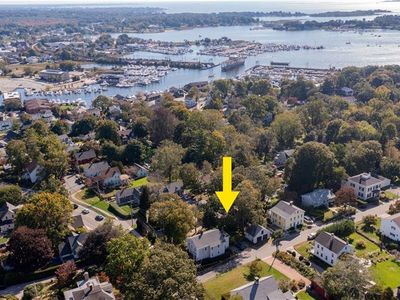 25 New London Rd, Mystic, CT, 06355