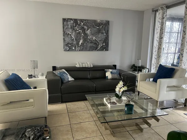 8350 Sands Point Blvd APT E101, Tamarac, FL 33321