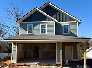 99 Arco Rd, Asheville, NC 28805