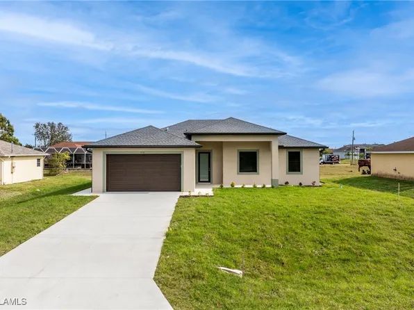 910 Atherton Ave, Lehigh Acres, FL 33971