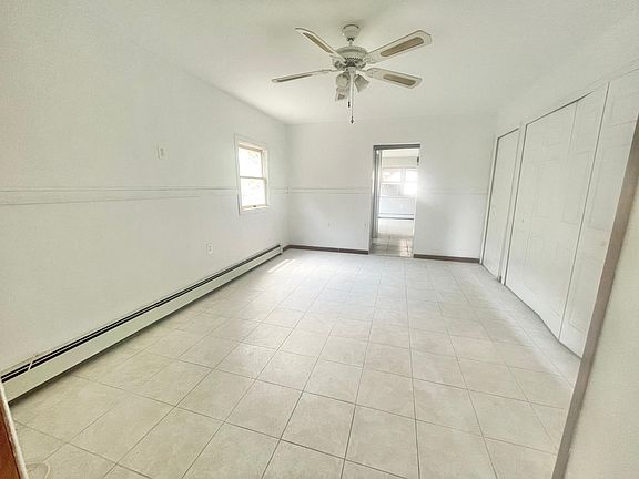 3rd image of 241 Weed Ave #1F