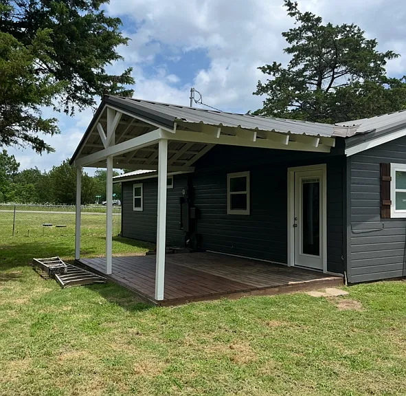 321 Mimosa Dr — Photo 3