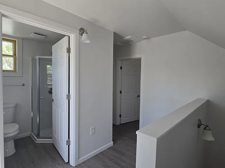2nd floor hall