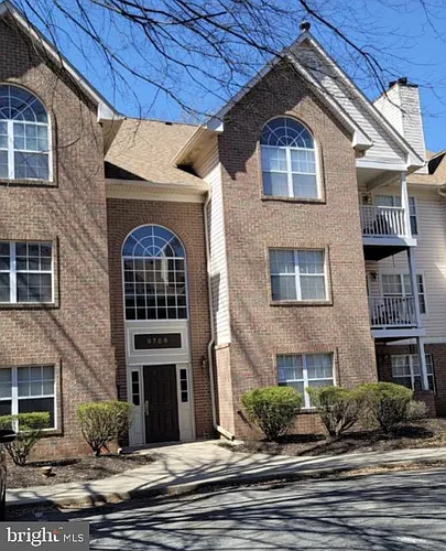 9708 Lake Pointe Ct #302 Photo 1
