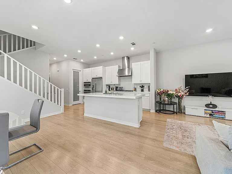 27218 Narrowleaf Willow Ln — Photo 12