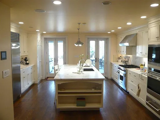Rented by Sotheby's International Realty | media 5