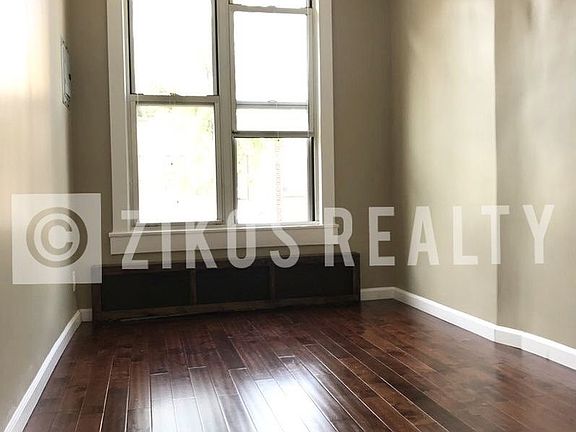 5th image of 2539 37th St APT 3B