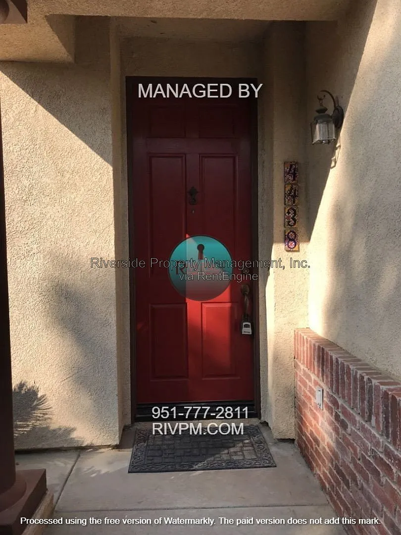 3 bed, 2.5 bath, 1384 sqft, $2,995 — Photo 4