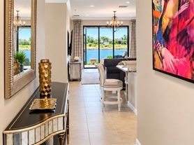 9385 Pocida Ct, Naples, FL