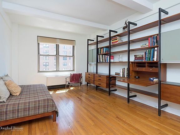 5th image of 1150 Park Ave #10A