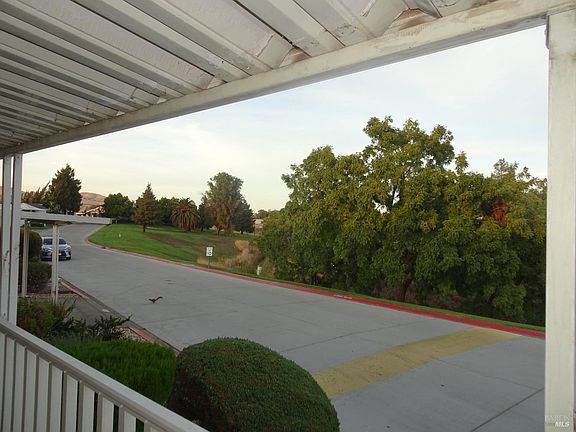 5th image of 186 Bel Air Circle