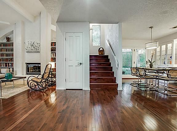 3rd image of 3900 Copperwood Ct