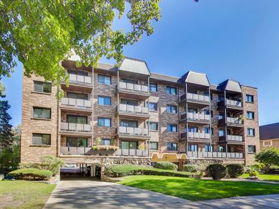 121 S Vail Ave APT 403, Arlington Heights, IL, 60005