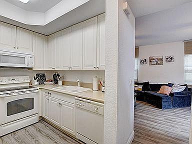 4th image of 6550 Morgan Hill Trl