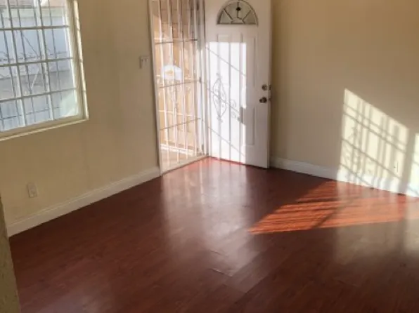 1145 W 91st St #3, Los Angeles, CA 90044