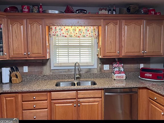 5th image of 1012 Bexton Rd