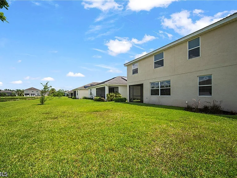 4234 Bluegrass Dr — Photo 34