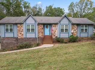 423 13th Pl, Pleasant Grove, AL 35127