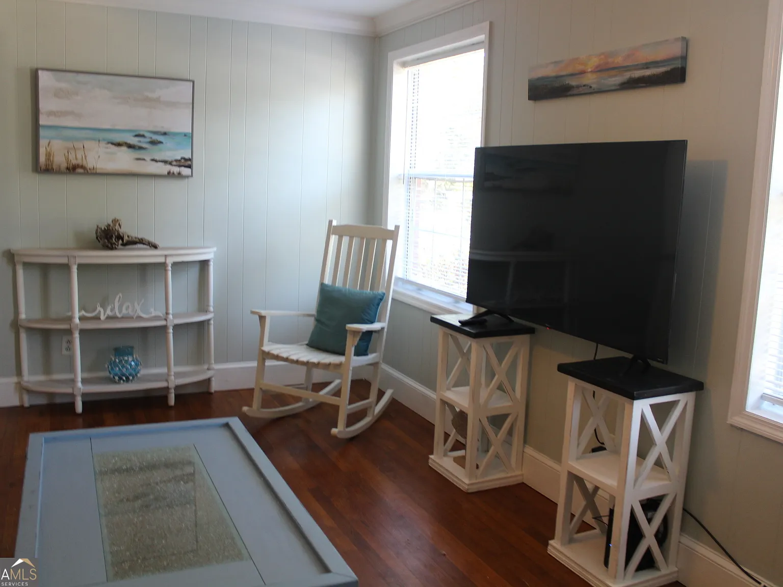 3 bed, 1.0 bath, 1296 sqft, $2,800 — Photo 4