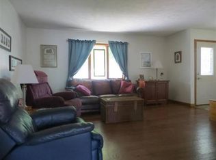 1230 Rutledge Dr, Lincoln, IL 62656