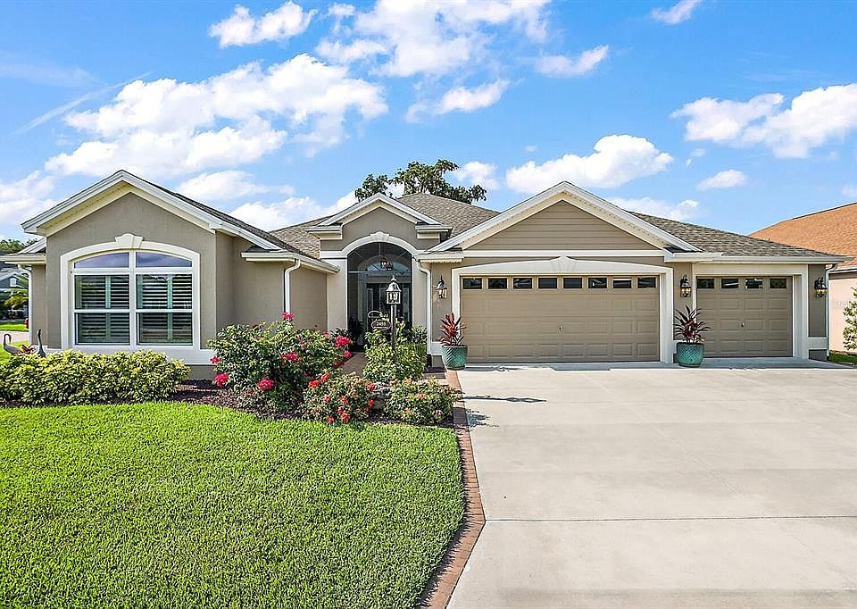 1st image of 2455 Boudreau Cir