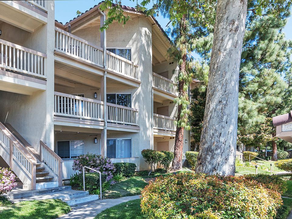 1st image of 5837 Oak Bend Ln Unit 204